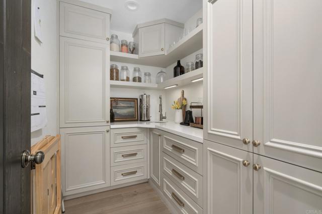 Image 18 of 68 For 1055 Olive Crest Drive