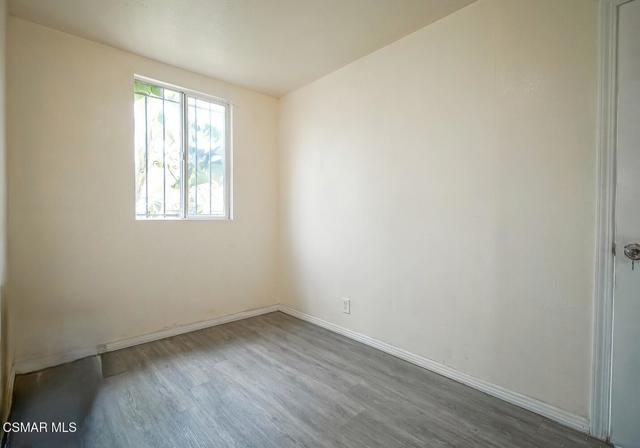 1520 W 107th Street, Los Angeles CA: https://media.crmls.org/mediaz/5ef818d9-9433-4823-b73d-464814bd9a66.jpg