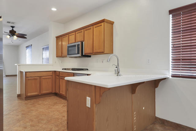 Image 14 of 42 For 78354 Calico Glen Drive