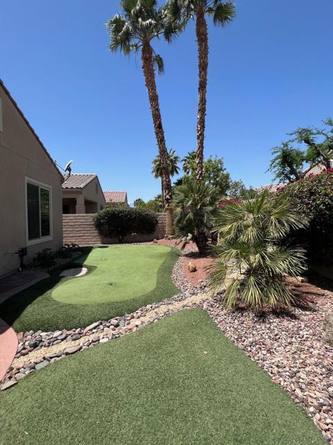 Image 18 of 20 For 81638 Avenida Parito