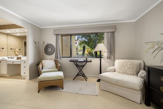 40480 Via Entrada, Rancho Mirage CA: https://media.crmls.org/mediaz/5ef9892b-5b77-44fe-989a-d0e95f34264e.jpg