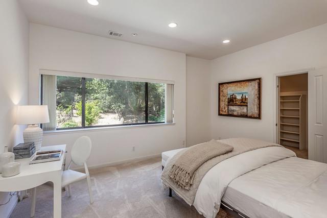3 Oak Forest Court, Portola Valley CA: https://media.crmls.org/mediaz/5ef9df5a-ce43-47c8-a712-85e1c142ba7e.jpg