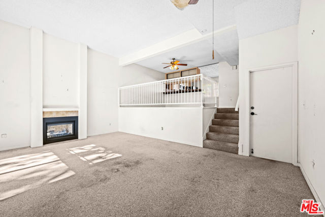 6217 Randi Avenue photo 4