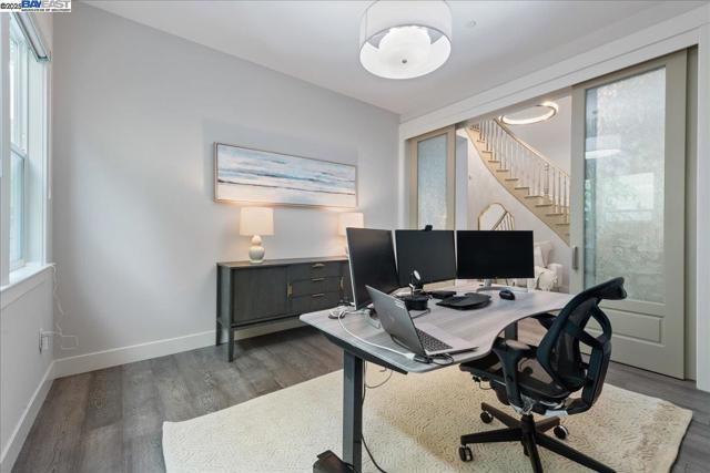 7259 Lembert Hills Dr, Dublin CA: https://media.crmls.org/mediaz/5efa6681-0b6d-4655-89de-fc1b18653951.jpg