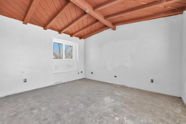Image 10 of 68 For 3241 Borrego Valley Rd