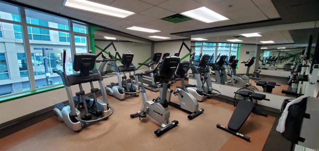 1080 Park Boulevard, San Diego CA: https://media.crmls.org/mediaz/5efbfdee-88ba-47b9-ad98-a5286caa7258.jpg