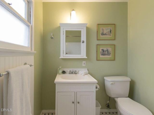 Detail Gallery Image 15 of 29 For 1251 Weymouth Ln, Ventura,  CA 93001 - 3 Beds | 2 Baths