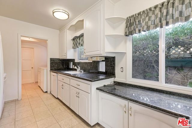 6208 Mary Ellen Avenue photo 7