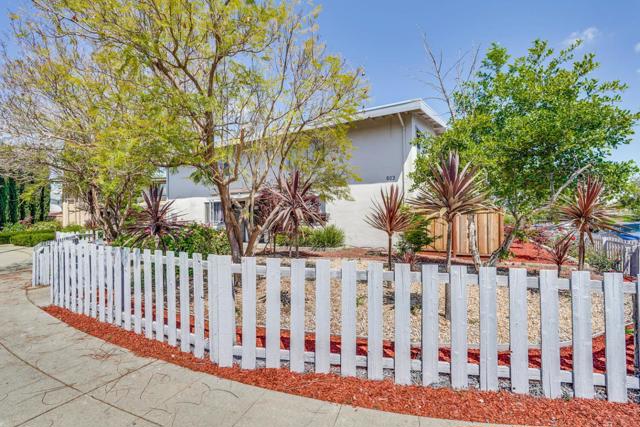 603 Beta Court, Campbell CA: https://media.crmls.org/mediaz/5efedd1b-6875-4d4b-889d-7522593ec11e.jpg
