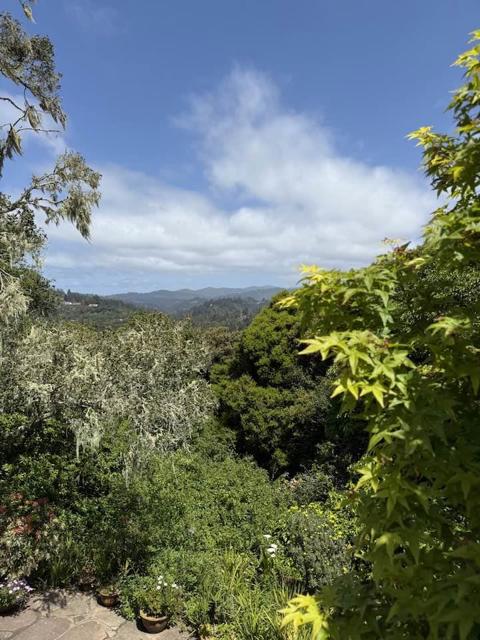 425 Vista Del Mar Drive, Aptos CA: https://media.crmls.org/mediaz/5efeddca-9c33-419d-b3ce-99d52a946315.jpg