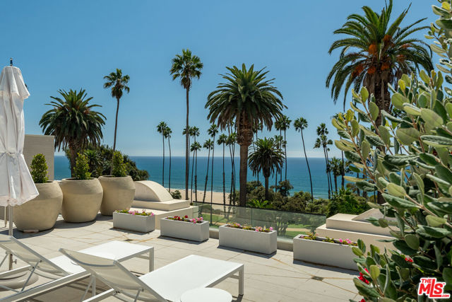 2 Bed Home for Sale in Santa Monica, California