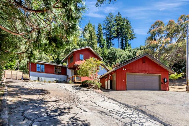 17900 China Grade Road, Boulder Creek CA: https://media.crmls.org/mediaz/5f00b2c4-8dff-4d3b-9d57-710582d2c303.jpg