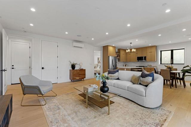 18071 Saratoga Los Gatos Road, Monte Sereno CA: https://media.crmls.org/mediaz/5f00ce9b-0e13-4aa0-afc3-28a4fb01923e.jpg