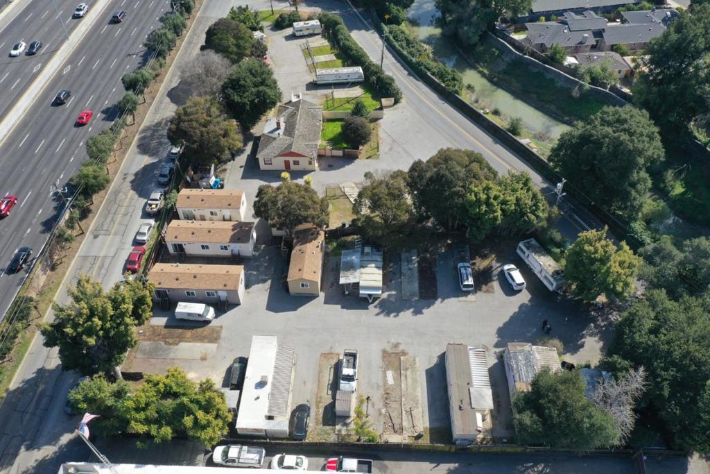 1893 Woodland Avenue, East Palo Alto, CA 94303
