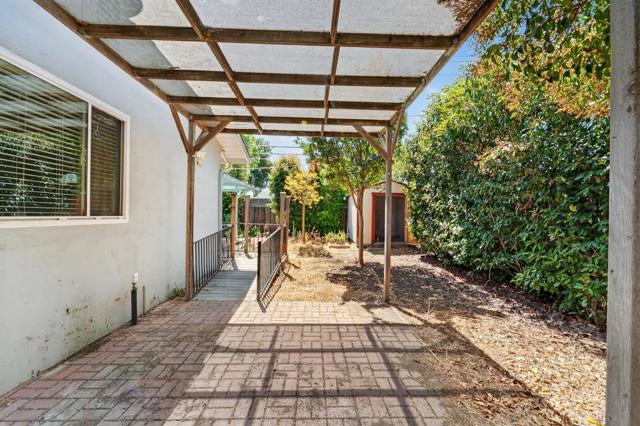 10451 Finch Avenue, Cupertino CA: https://media.crmls.org/mediaz/5f01e3bf-9f39-4055-94b2-e73210a0c808.jpg