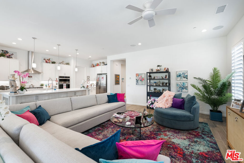 MLS #25615411 image #2