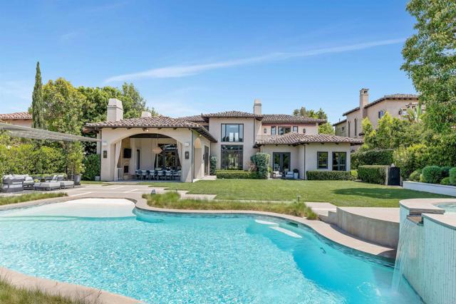 5825 Meadows Del Mar, San Diego CA: https://media.crmls.org/mediaz/5f03f867-56ae-4a7e-8093-690d3ac37977.jpg