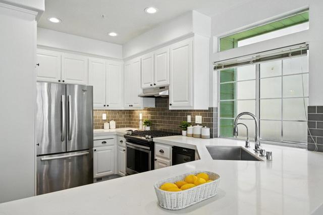 1151 La Rochelle Terrace, Sunnyvale CA: https://media.crmls.org/mediaz/5f04023d-e6dc-49b3-9d21-dd2bb4d3cdbf.jpg