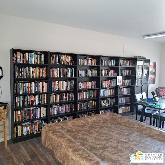 18555 Roberts Road, Desert Hot Springs CA: https://media.crmls.org/mediaz/5f049603-ec73-4ceb-8d34-03f1c05e2d46.jpg