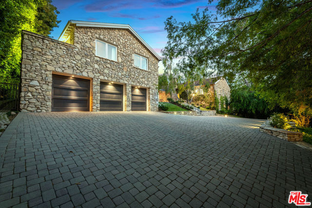 Drew Fenton | 422 Parkwood Drive Los Angeles CA | MLS: 7209274