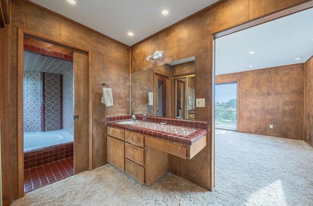 9066 Coker Road, Salinas CA: https://media.crmls.org/mediaz/5f06008e-399b-4ef2-9114-88e7b48d9f2a.jpg
