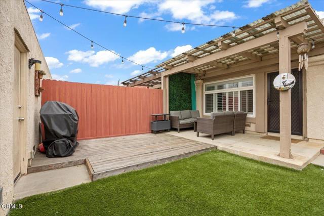 Detail Gallery Image 7 of 28 For 2930 Isle Way #B,  Oxnard,  CA 93035 - 2 Beds | 1/1 Baths
