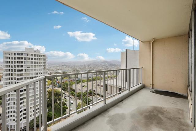 1200 Gough Street, San Francisco CA: https://media.crmls.org/mediaz/5f0708d3-1999-4833-bfc7-07dd2db69151.jpg