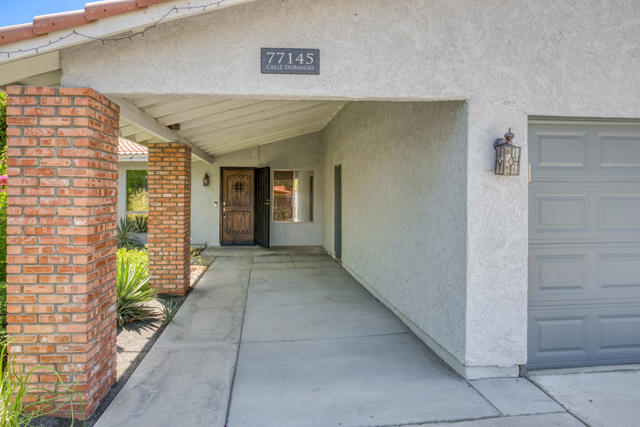 77145 Calle Durango, La Quinta CA: https://media.crmls.org/mediaz/5f073f5e-5d67-453e-8e0e-aea8a772d0ca.jpg