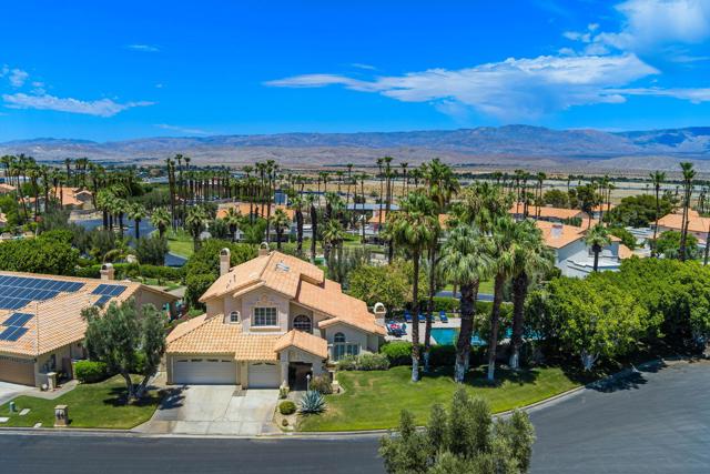 230 Augusta Drive, Palm Desert CA: https://media.crmls.org/mediaz/5f07a137-476c-4241-a289-84669dd65702.jpg