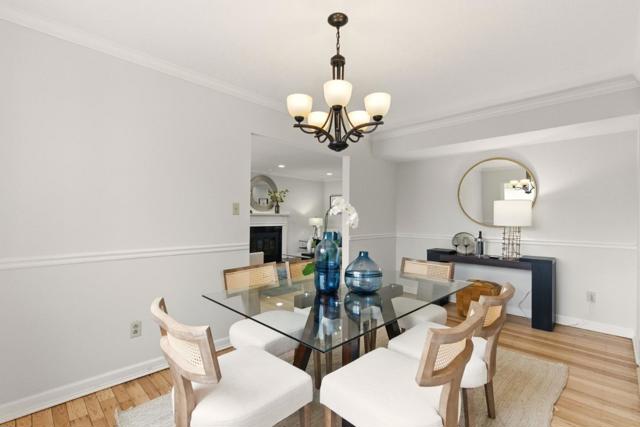 942 Constitution Drive, Foster City CA: https://media.crmls.org/mediaz/5f07aa07-76b4-4c4b-bec6-a12a39da87e1.jpg