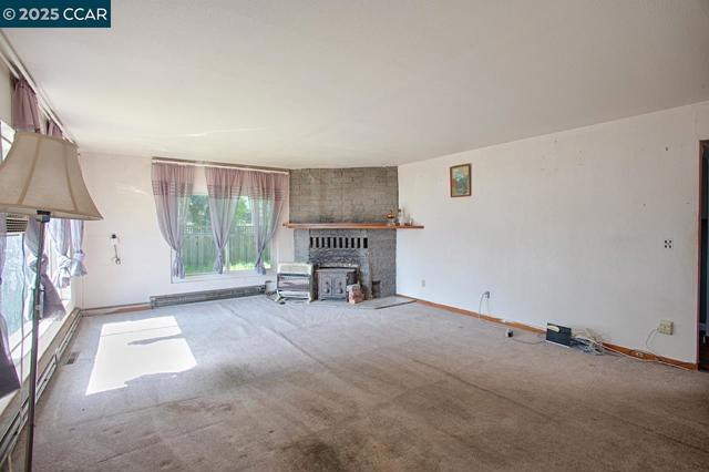 Image 23 of 34 For 211 Vallecito Ln
