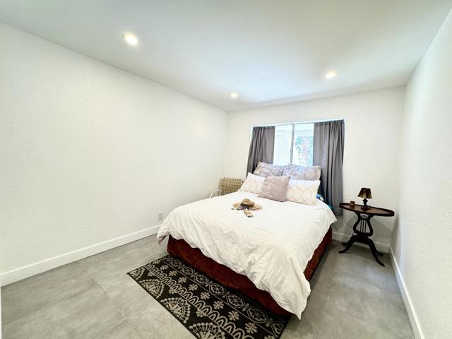 Image 2 of 9 For 2825 Los Felices Road 108
