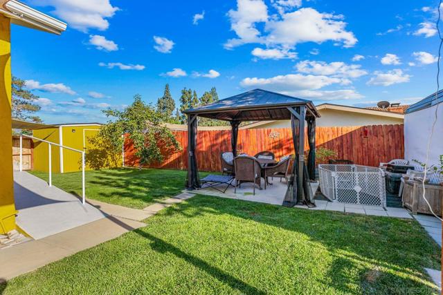1215 N Broadway, Escondido CA: https://media.crmls.org/mediaz/5f07c0a9-6964-4c00-be02-f055a2ad5e1f.jpg