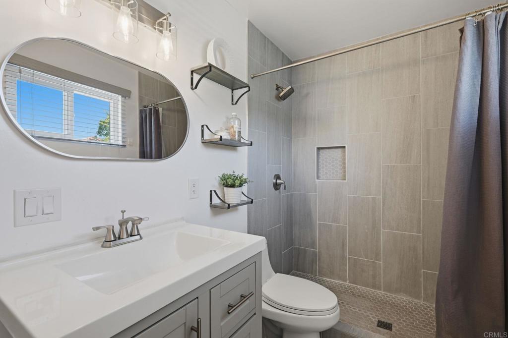 4537 45th Street - photo 17