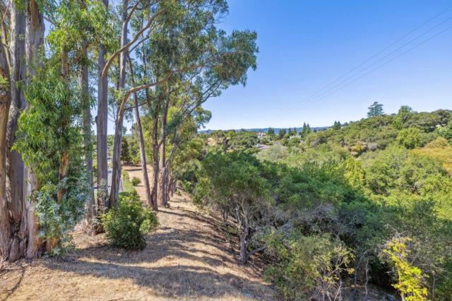 3902 Bret Harte Drive, Redwood City CA: https://media.crmls.org/mediaz/5f08442d-8d02-4cec-b8d7-c25d993cd6d1.jpg