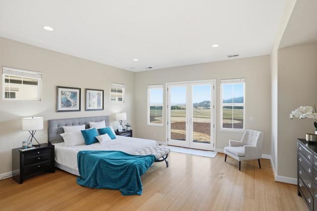 979 Via Rodriguez, San Juan Bautista CA: https://media.crmls.org/mediaz/5f08b2ff-b7a8-4ce8-9935-efb4334cdf29.jpg