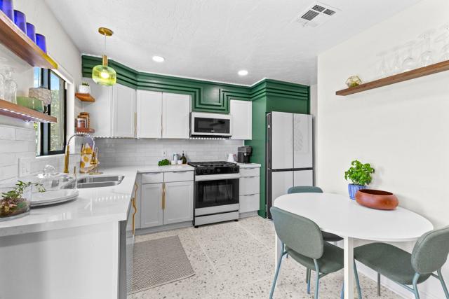 53640 Avenida Rubio, La Quinta CA: https://media.crmls.org/mediaz/5f09509f-2825-4aa8-a07a-f61dedd5a146.jpg