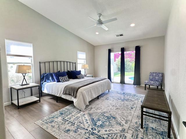 47875 Via Firenze, La Quinta CA: https://media.crmls.org/mediaz/5f0bc5de-f74d-42e2-8a0d-1c608ea2d2fe.jpg