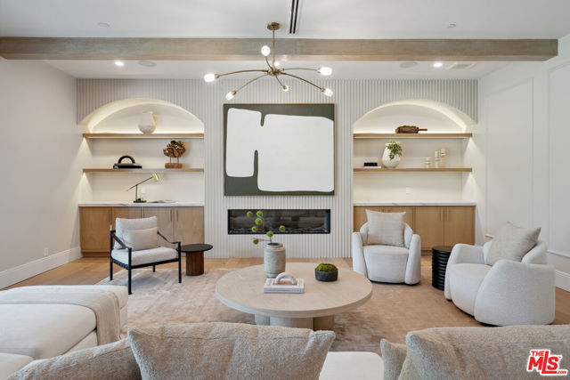 5036 Woodley Avenue, Encino CA: https://media.crmls.org/mediaz/5f0be49e-d641-4923-a673-58f0c740070e.jpg