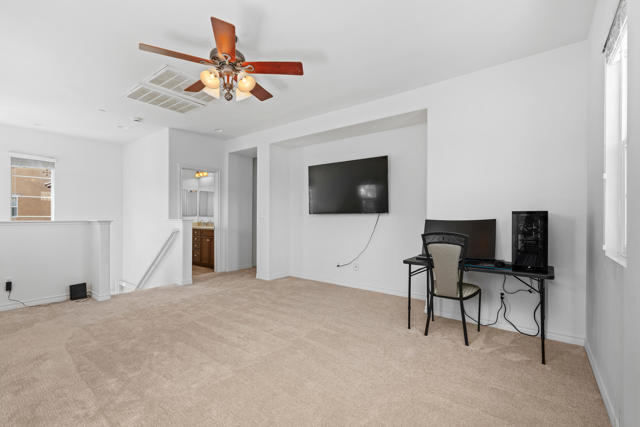 585 Via De La Paz, Palm Desert, CA 92211