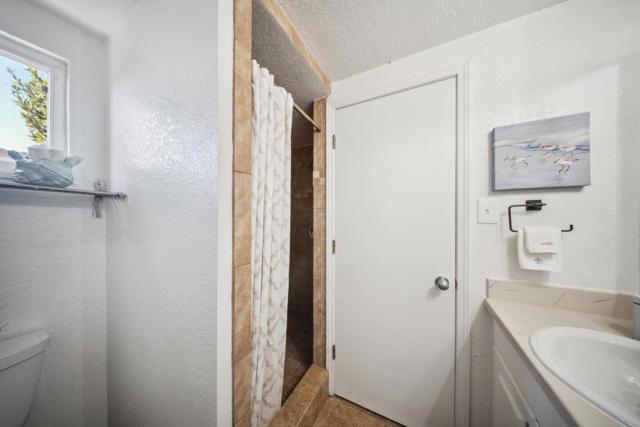 27650 La Porte Avenue, Hayward CA: https://media.crmls.org/mediaz/5f0c1b0a-afe9-4598-b2c6-b1f2a4ccea3e.jpg