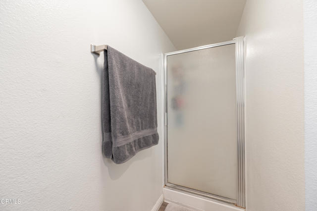 Detail Gallery Image 10 of 17 For 8801 Willis Ave #60,  Los Angeles,  CA 91402 - 3 Beds | 2 Baths