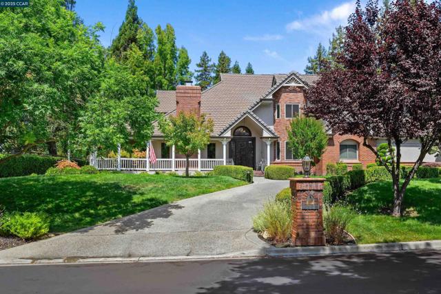 4405 Deer Ridge Rd, Danville CA: https://media.crmls.org/mediaz/5f0ceadd-e0d7-4cb7-904a-1115dd619f56.jpg