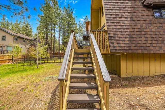39656 Forest Road, Big Bear CA: https://media.crmls.org/mediaz/5f0d384d-6ab1-4a5a-b2ee-e14314524cc6.jpg