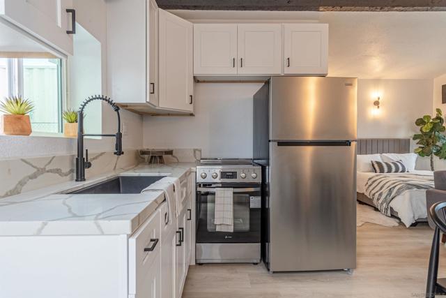 2813 15 46Th St, San Diego CA: https://media.crmls.org/mediaz/5f123eeb-8bb5-4d5a-b7ad-d6bbb7bbb6cb.jpg