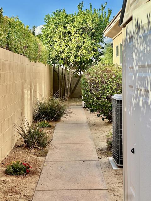 49 Provence Way, Rancho Mirage, CA 92270