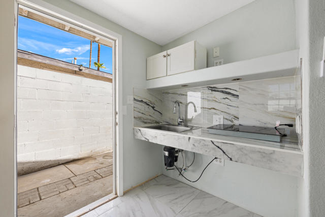 891 El Placer Road, Palm Springs, CA 92264