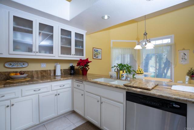 Detail Gallery Image 16 of 39 For 2807 Manzanita View Rd, Alpine,  CA 91901 - 3 Beds | 2 Baths