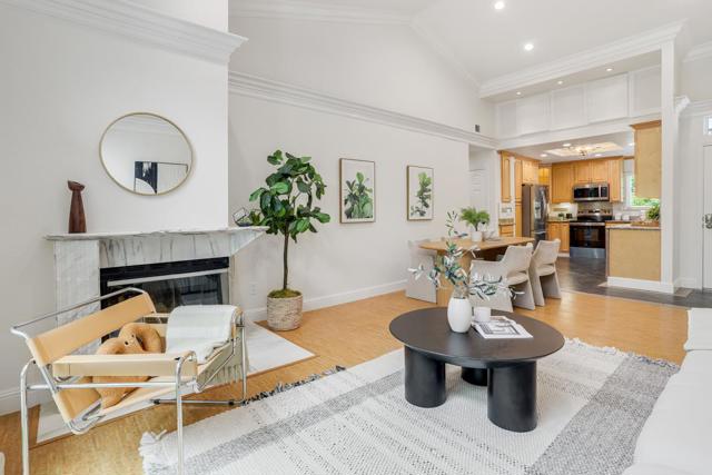1658 Parkview Green Circle, San Jose CA: https://media.crmls.org/mediaz/5f14a06b-322d-456a-beb9-67fb49a383b5.jpg