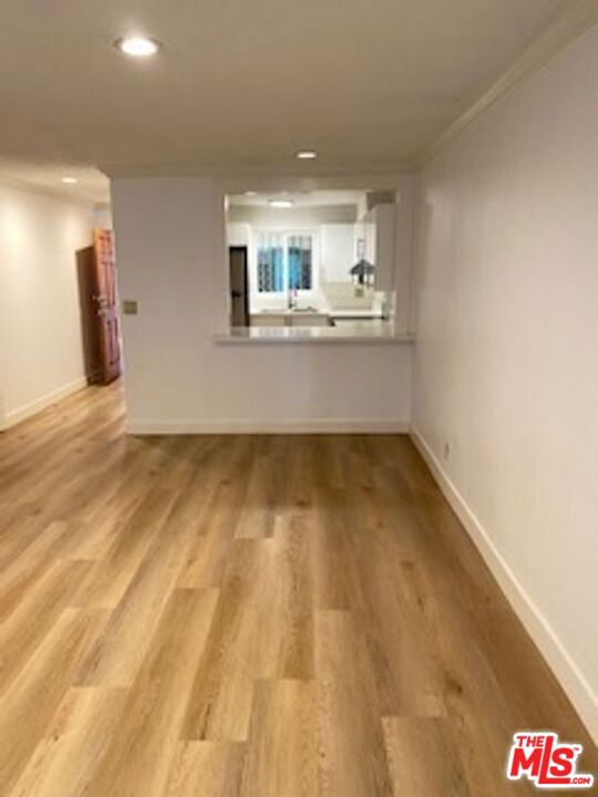 730 N Eucalyptus Avenue, Inglewood CA: https://media.crmls.org/mediaz/5f155dbb-aacd-4bad-81d5-32450e9e467b.jpg